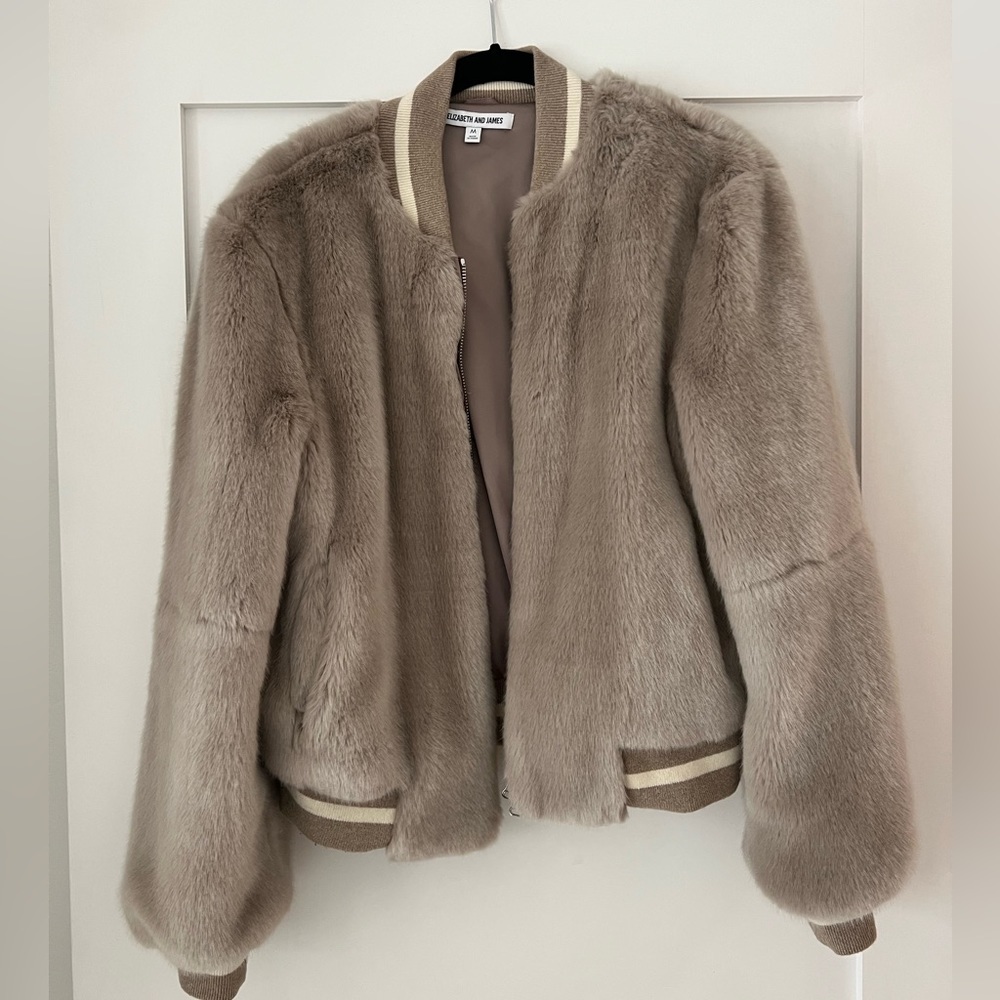 Elizabeth & James Faux Fur Bomber Jacket Size Medium NWOT